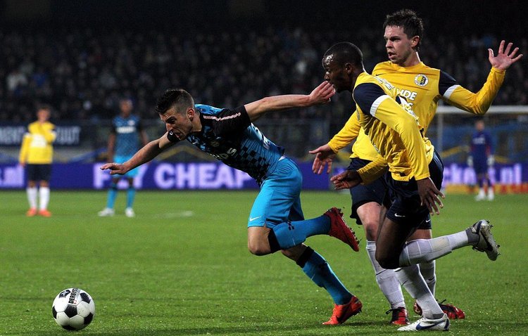 标记每鞋的 标记每鞋的